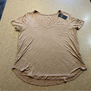 Abercrombie & Fitch Tee Shirt | Size Large | NWT